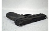 Smith & Wesson ~ M&P9 M2.0 ~ 9mm - 3 of 5
