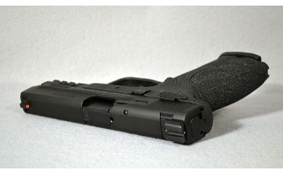 Smith & Wesson ~ M&P9 M2.0 ~ 9mm - Image 2 of 5