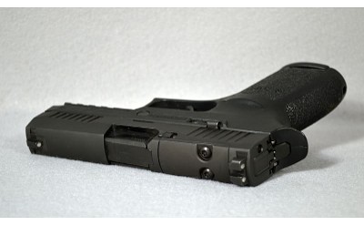 Sig Sauer ~ P320 ~ 9mm - Image 2 of 5