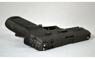 Sig Sauer ~ P320 ~ 9mm - Image 3 of 5