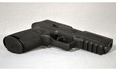 Sig Sauer ~ P320 ~ 9mm - Image 4 of 5