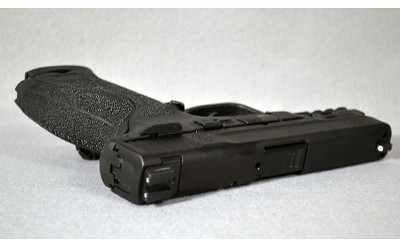 Smith & Wesson ~ M&P 45 ~ .45 Auto - Image 3 of 5