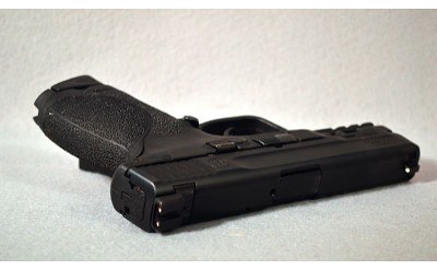 Smith & Wesson ~ M&P40 M2.0 ~ .40 S&W - Image 3 of 6