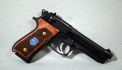 Beretta ~ 92FS ~ 9mm - Image 1 of 6