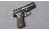 Sig Sauer P229 Equinox ~ .40 S&W - 1 of 2