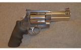 Smith and Wesson ~ S&W 500 ~ 500 S&W Mag - 1 of 9
