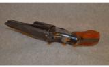 Smith & Wesson ~ Model 19-3 ~ .357 Mag - 6 of 8