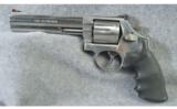 Smith & Wesson ~ 686 ~ .357 Magnum ~ Case - 2 of 2