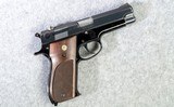 Smith & Wesson ~ Model 39 ~ 9mm Luger - 1 of 6