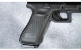 Glock ~ 17gen5 ~ 9mm - 6 of 8