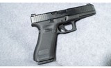 Glock ~ 17gen5 ~ 9mm - 1 of 8