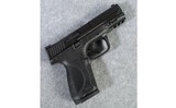 Smith & Wesson ~ M&P9 2.0 ~ Compact ~ 9mm - 1 of 7