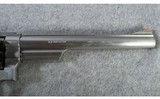 Smith & Wesson ~ 629 ~ 44 Magnum - 3 of 7
