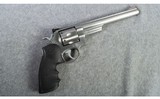 Smith & Wesson ~ 629 ~ 44 Magnum - 2 of 7