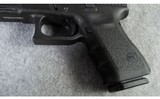 Glock ~ G19 ~ 9mm ~ Box - 3 of 7