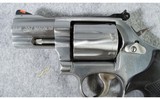 S&W ~ 686-6 Plus ~ 357 Magnum - 4 of 6