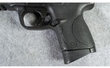 Smith & Wesson ~ M&P40c ~ 40 S&W - 3 of 7