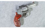 Smith & Wesson ~ 686+ ~ 357 Magnum ~ Round Butt - 1 of 7