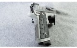 Kimber ~ Micro 9 ~ 9mm ~ Rapide Black Ice - 4 of 6