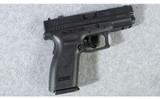 Springfield Armory ~ XD40 ~ 40 S&W - 1 of 5