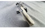 Smith & Wesson ~ 686 ~ 357 Magnum - 5 of 7