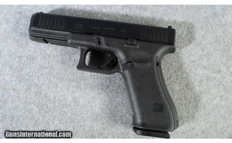 Glock ~ 17Gen5 MOS ~ 9 mm