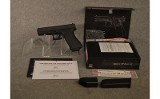 Glock 17 Gen 1 Classic 9MM Luger - 2 of 6