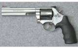 Smith & Wesson ~ 686-6 ~ .357 Mag./.38 Special - 1 of 2