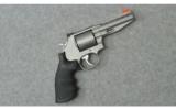 Smith & Wesson ~ 686-6 PC ~ .357 Magnum - 1 of 2