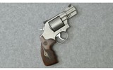Smith & Wesson ~ 686-6 ~ .357 Magnum - 1 of 2