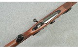 Winchester ~ Model 70 Featherweight ~ .22-250 Rem. - 5 of 10