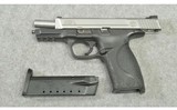 Smith & Wesson ~ M&P40 ~ .40 S&W - 3 of 4