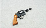 Smith & Wesson ~ Model 10 ~ .38 special - 1 of 5