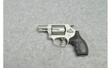 Smith & Wesson ~ 637 Airweight ~ .38 spl + p - 2 of 4