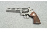Colt ~ Anaconda ~ .44 Magnum - 2 of 5