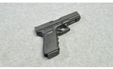 Glock ~ 21 Gen 4 ~ .45 Auto - 1 of 5