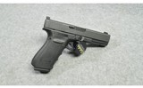 Glock ~ 21 Gen 4 ~ .45 Auto - 3 of 5
