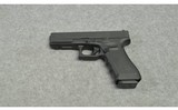 Glock ~ 17 Gen4 ~ 9mm Luger - 2 of 3