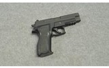 Sig Sauer ~ P226 ~ .40 S&W - 1 of 2