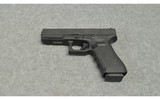 Glock ~ 17 Gen4 ~ 9mm Luger - 2 of 3