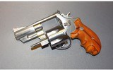 Smith & Wesson ~ 629-1 ~ .44 Magnum - 4 of 7