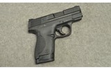 Smith & Wesson ~ M&P 40 Shield ~ .40 S&W