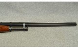 Winchester ~ Model 1912 ~ 12 Gauge - 5 of 11