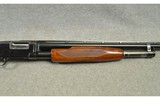 Winchester ~ Model 1912 ~ 12 Gauge - 4 of 11