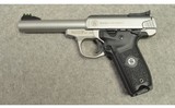 Smith & Wesson ~ SW22 Victory ~ .22 LR - 2 of 3