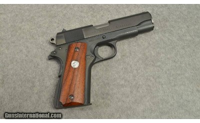 Colt ~ Combat Commander ~ .38 Super