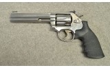 Smith & Wesson ~ 617-6 ~ .22 LR - 2 of 3