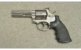 Smith & Wesson ~ 686-4 ~ .357 Magnum - 2 of 2