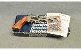 Smith & Wesson ~ 19-5 ~ .357 Magnum - 3 of 3