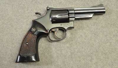 Smith & Wesson ~ 19-4 ~ .357 Magnum